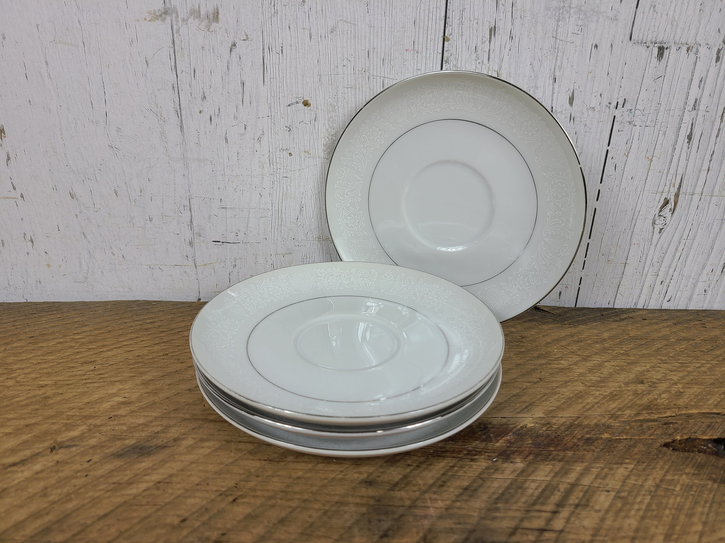 [Letter3 5] Crown Victoria Lovelace Fine China - s6uq9n4