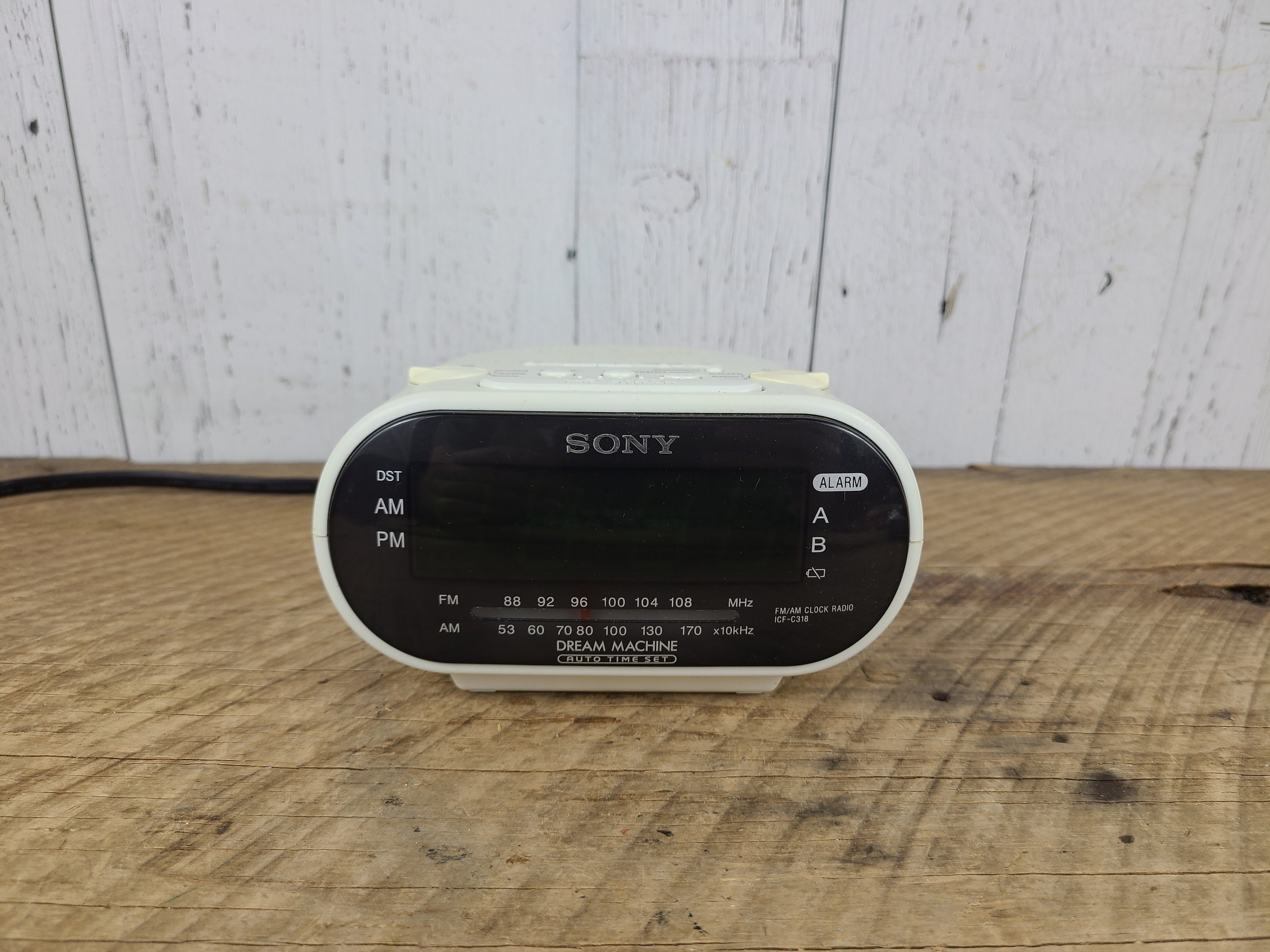 Vintage Sony Dream Machine Alarm Clock Radio Retro 90s White FM/AM Bedside Electronic Digital