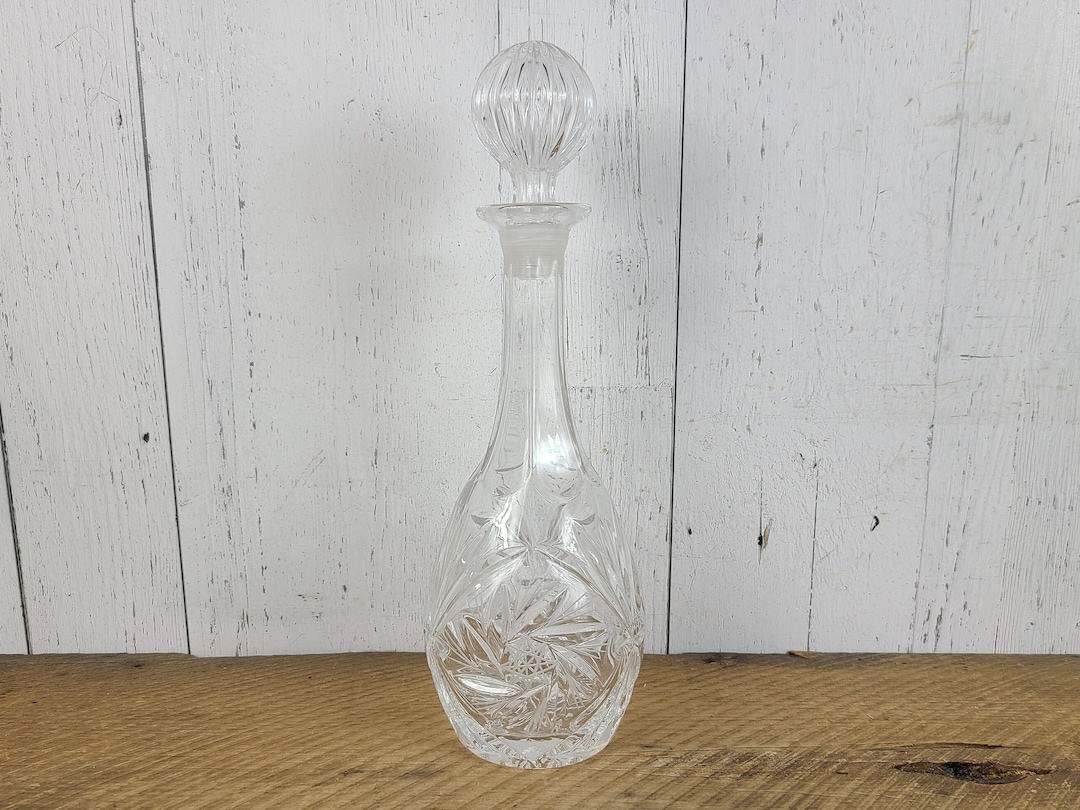 Vintage Lead Crystal Bottle 13.5 High Liquor Decanter W/ Lid Pinwheels