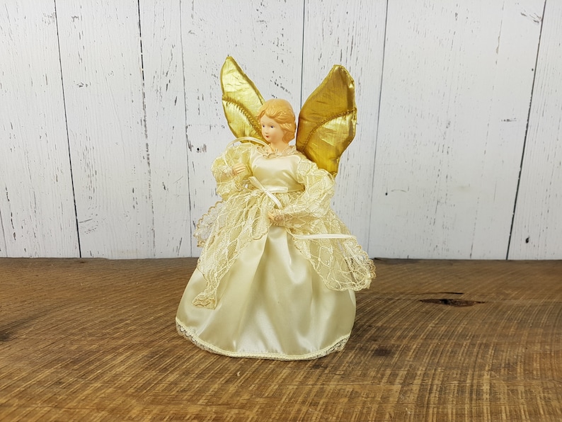Vintage Peaceful Angel Christmas Tree Topper 9 Resin Doll Gold Wings Ivory Satin /& Lace Dress Retro Tree Top Decor Trimming Party December
