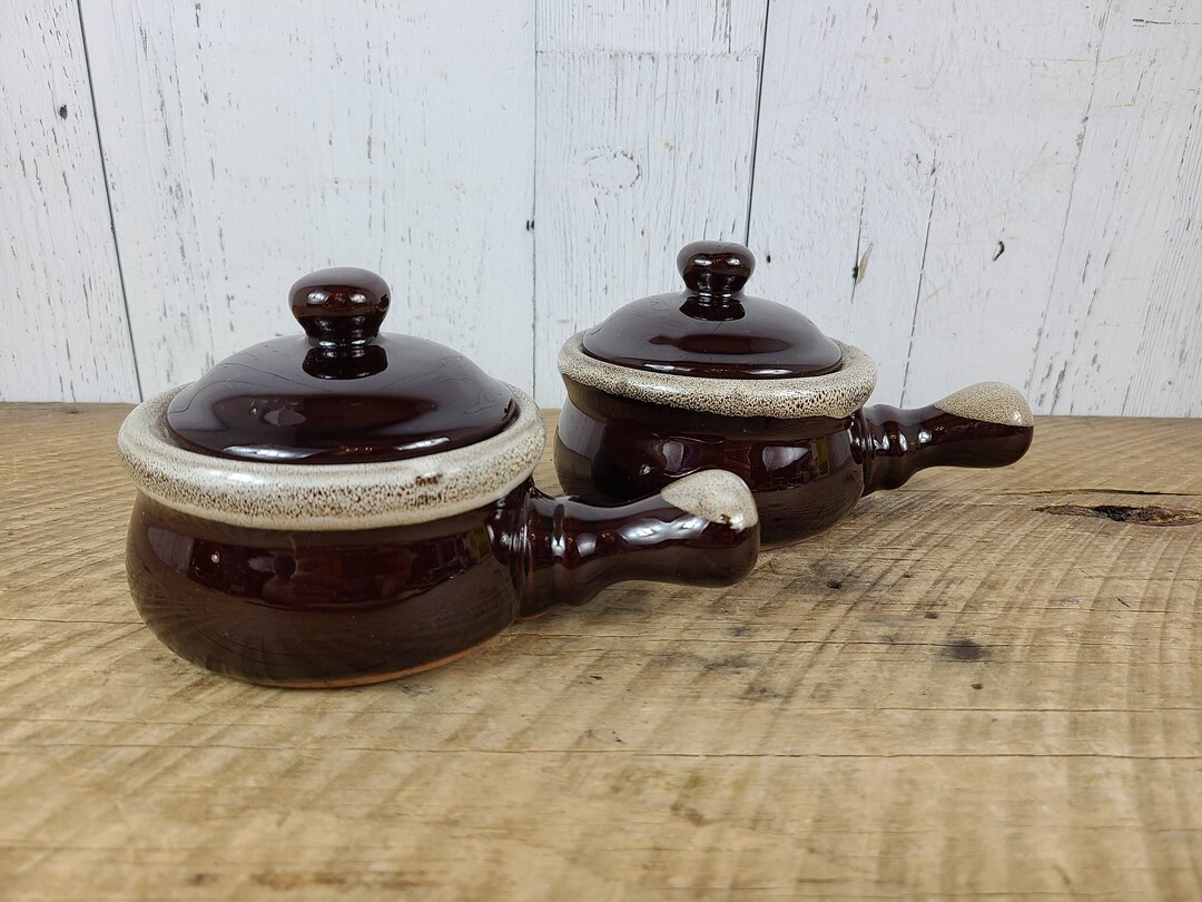 Vintage Set of 2 French Onion Soup Bowls W/ Lids Drip Glaze Stoneware