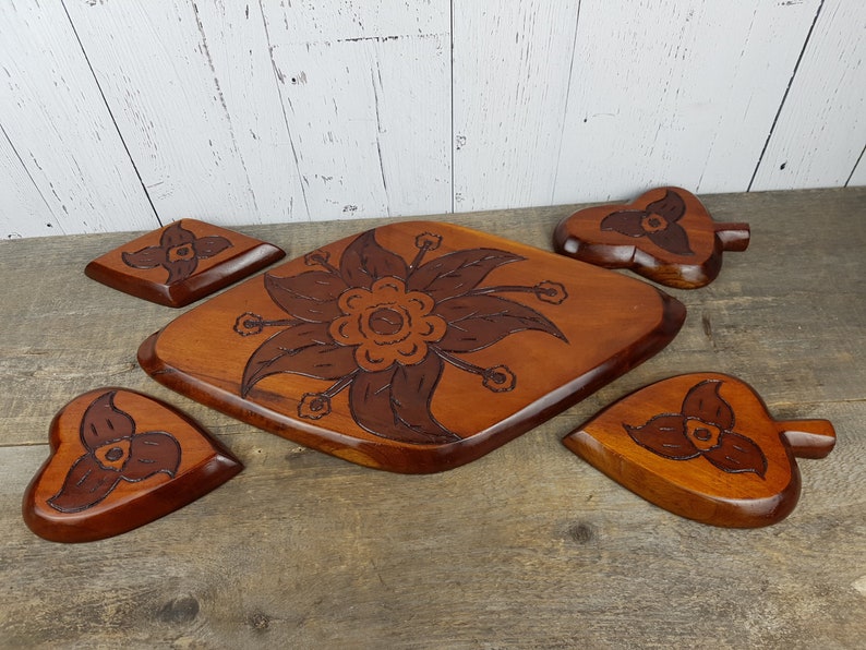 Vintage Carved Fish Wood Serving Set Large Tray with 4 Dishes Card Suit Shaped Serving Snack Bowls Poker Night Casino Game Asian Coy Fish