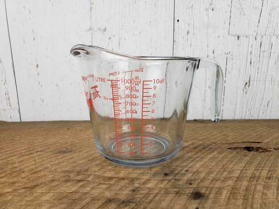 Anchor Hocking Glass Measuring Cup (32 oz.)