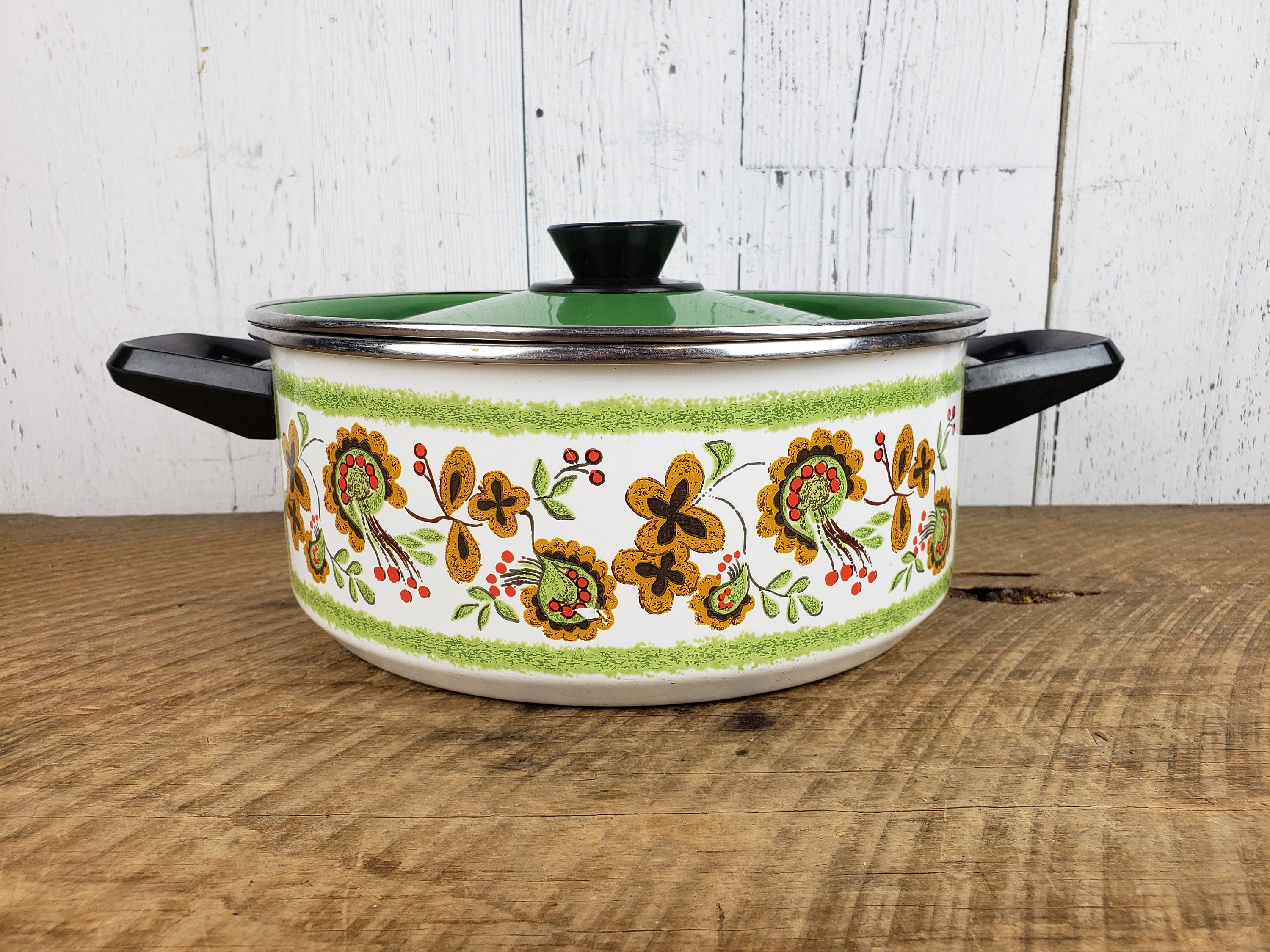 Vintage Enamel Cooking Pot with Lid, White with Orange Daisies, Floral  Pattern Cooking Pot, Mid Century Cookware, Retro Pots and Pan
