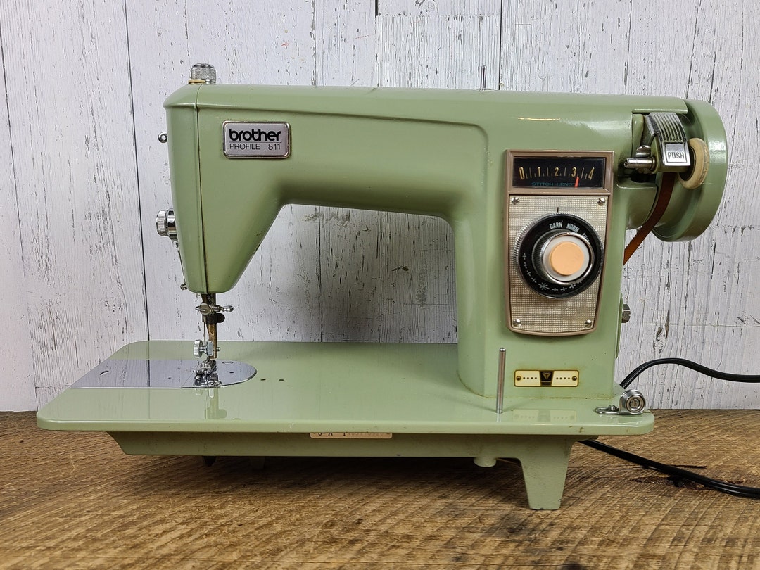 Vintage 50s Green Brother Sewing Machine W/ Foot Pedal Made in - Etsy