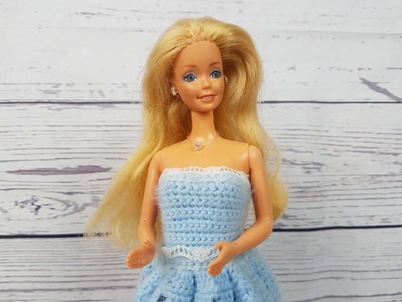 blond barbie