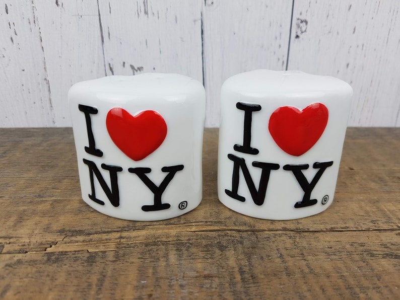 Vintage Salt and Pepper Shaker Set I Love New York I Heart NY Souvenir Gift Tourism USA United States Travel Trip Vacation Holiday Tourist