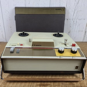 Vintage 60s Sanyo Tape Recorder MR-710 For Parts Prop 4 Track Stereo Reel to Reel Audio Japan Retro Portable Music System Mid Century Modern image 1