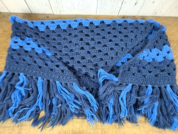 Vintage Navy & Blue Hand Knit Crochet Shawl Handm… - image 9