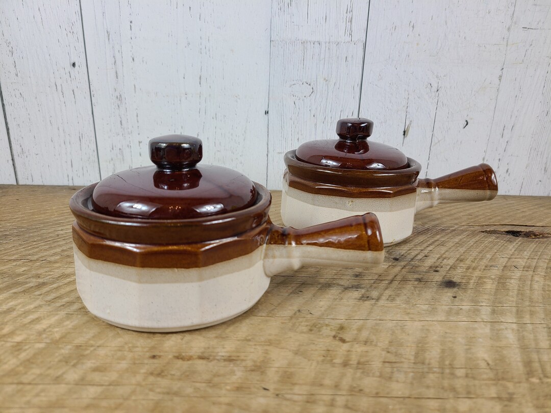 Vintage Set of 2 French Onion Soup Bowls W/ Lids Brown & Beige