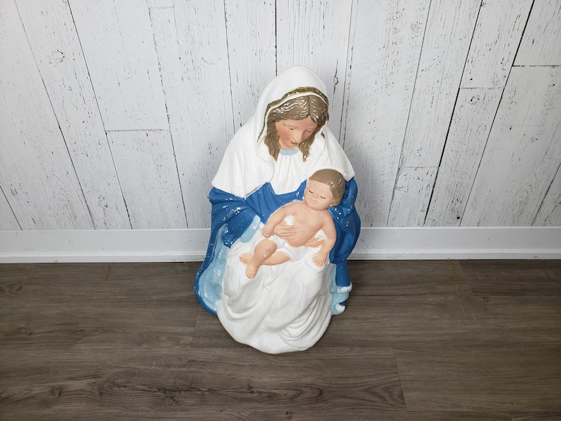 Vintage Virgin Mary & Baby Jesus Nativity Blow Mold Statue image 3