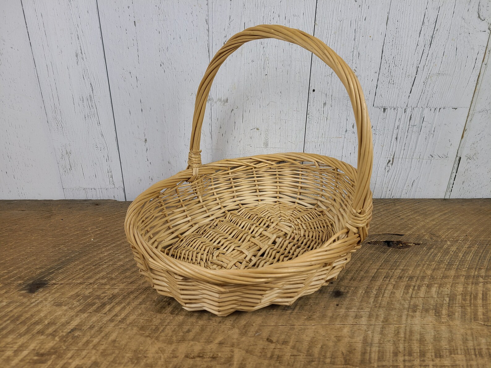 Vintage Wicker Carrying Basket 11 High x 13 Wide Etsy