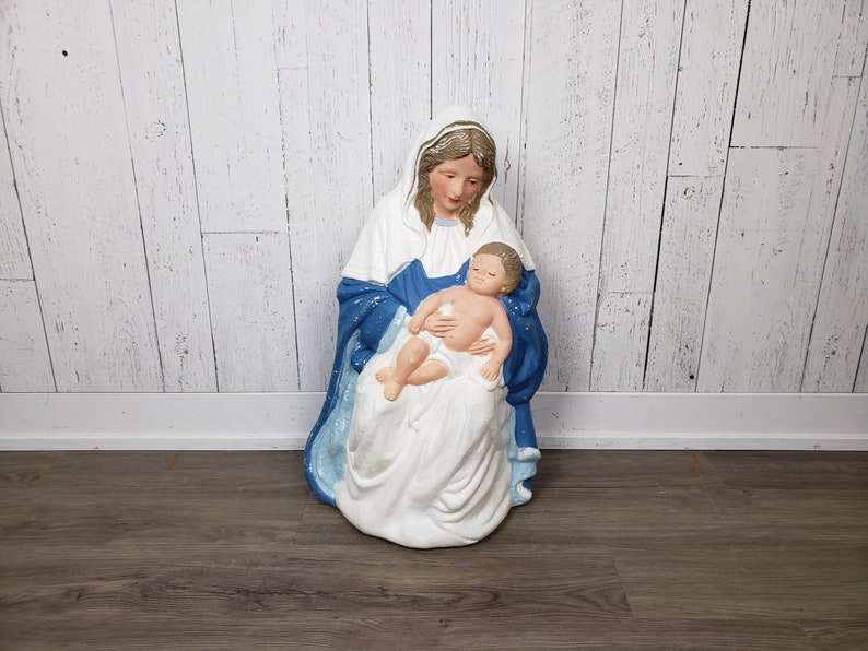 Vintage Virgin Mary & Baby Jesus Nativity Blow Mold Statue image 2