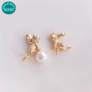 14K Gold Plated Gold Cat Charm,Cat pendant with Bails,Can add pearls,cat jewelry pendant,gold charm,metal charms,necklace charm