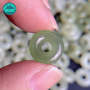Echte Natürliche Qinghai Hetian Jade Donut Perle, Donut Anhänger, Jade Donut Ohrring Anhänger, Farbe zufällig senden