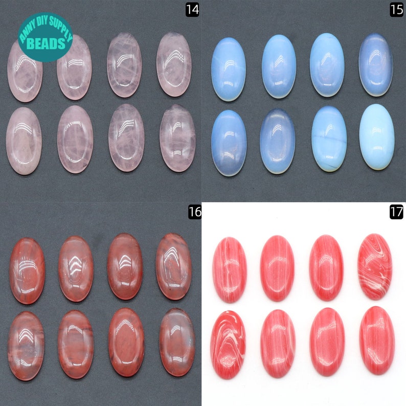 Pu&ograve; includere: Assortimento di 18 pietre preziose ovali a cabochon in tre colori: rosa, blu e rosso. Le pietre sono disposte in file di sei, con ogni fila che rappresenta un colore diverso.