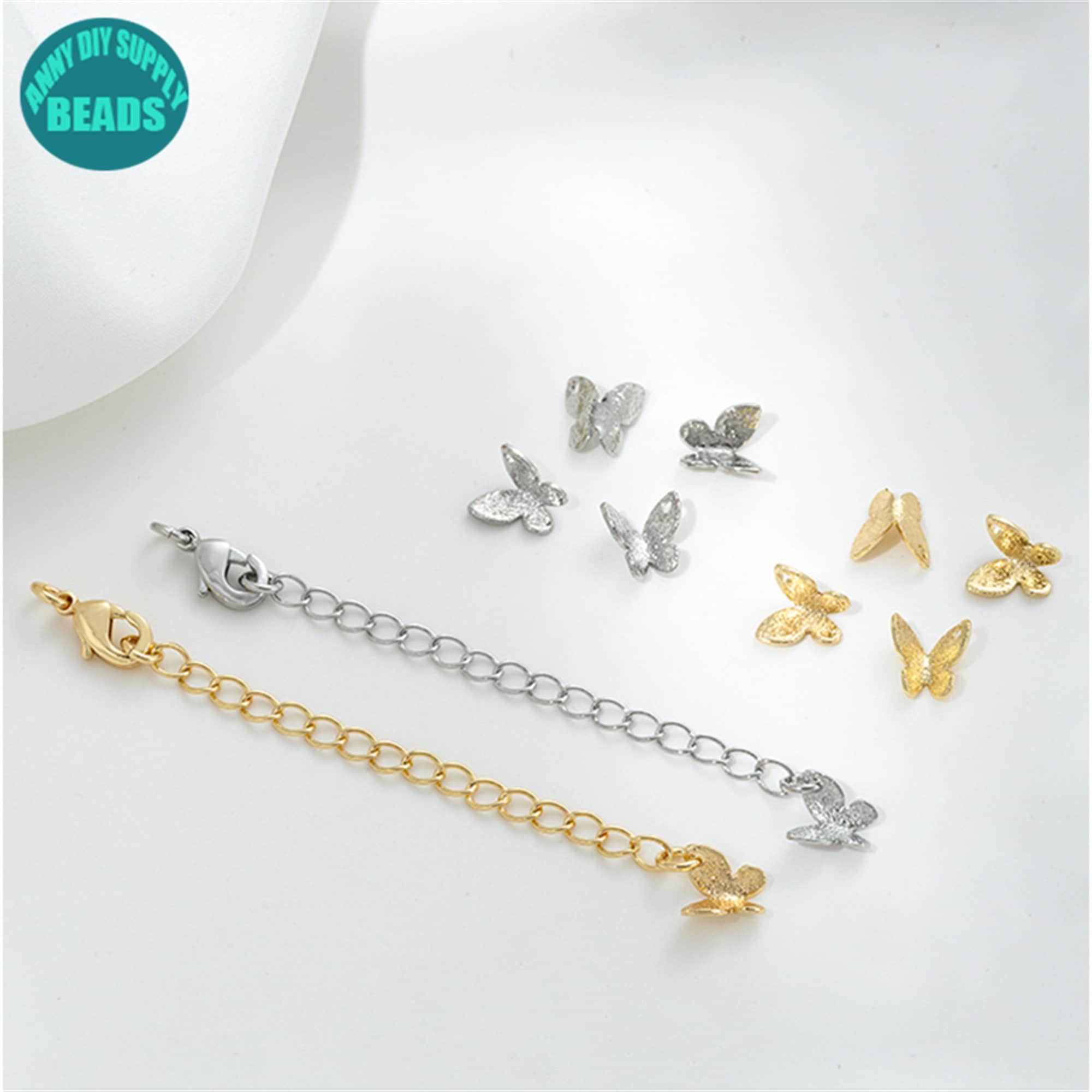 Bracelet Perlé Avec Pendentifs Papillons - Chaîne Dorée En Acier Inoxydable - Bijou Femme Neuf Sans Emballage