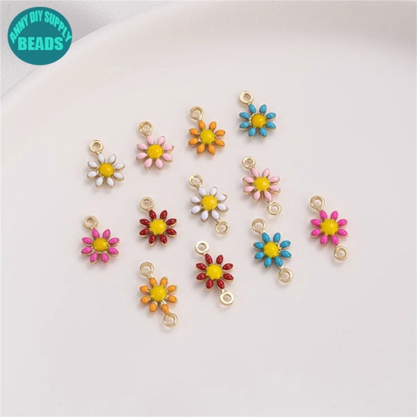 7mm 14k Gold Plated Daisy Flower Charm,Necklace Charm,Earring Charm,Bracelet Charm,Oil Dripped charm,Tiny Flower Charm