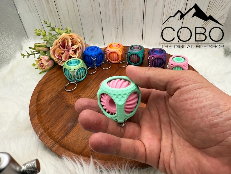 Rolig 2025 Gyroskopisk Fidget Spinner Digital STL-fil för 3D-utskrift, 3D-utskrivbar Fidget Cube Partygåva bild 3