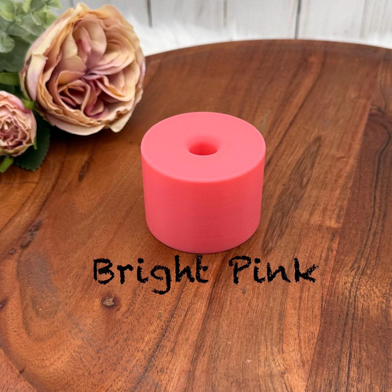 Alani Mini Can Slim/Skinny Can Cooler Adapter Bright Pink