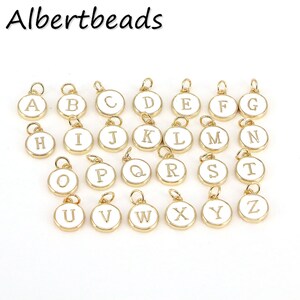 26PCS, Alphabet Letter Enamel Charms Color dorado Esmalte blanco 10mm Colgantes Joyería Fabricación de cuentas artesanales