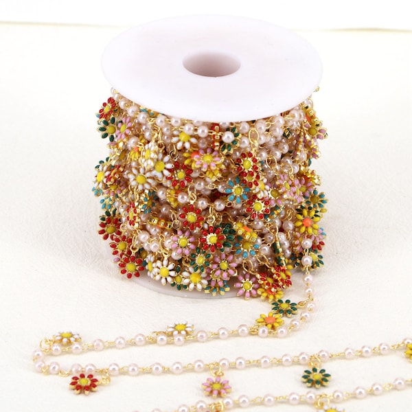 5 Meter, Emaille Daisy Flower Charm & Perle Gold Gliederkette für Armband, Fußkettchen oder Halskette Bunte zierliche Blumen Charm Accessoires