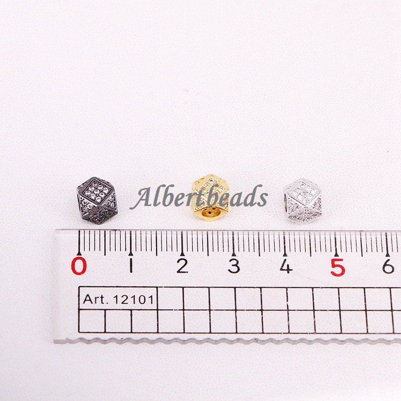 beads様 Toho Round Seed Bead 8/0 Silver Lined Milk White #2100