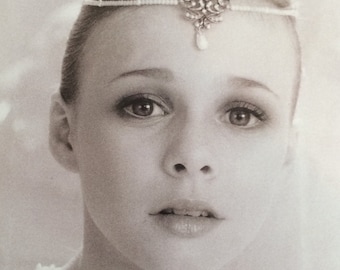 The Neverending Story - gesigneerde kinderlijke zwart-witfoto van keizerin