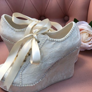 bridal wedge sneakers bride to be gift, ivory wedding shoes with pearls, comfortable bride sneakers platform, wedding wedge shoes for bride