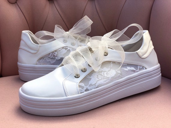 Zapatillas blancas hotsell para novia