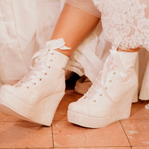 Bridal wedge sneakers, lace wedding shoes for bride, bride shoes for wedding block heel, wedding platform shoes, wedding booties bride