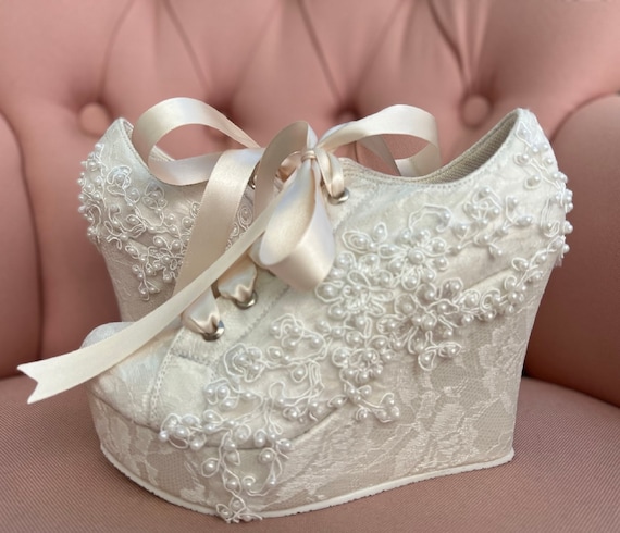 Zapato tenis de plataforma de novia para boda en encaje – Valenta Zapatos