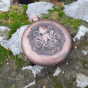 Flasque Kraken Octopus, Flasque à whisky de style steam punk avec/sans étui en cuir