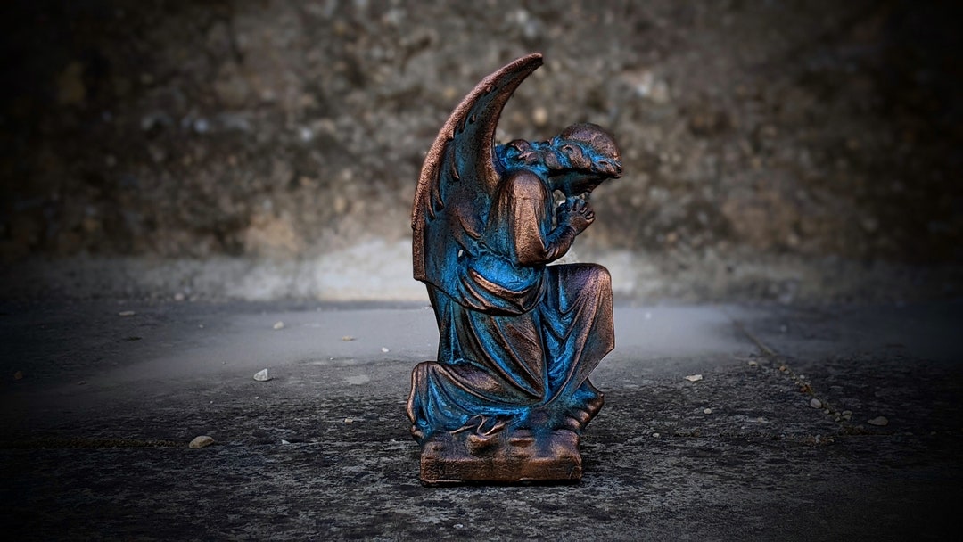 Angel Statue , Kneeling Angel, Onewinged Praying Angel, Cemetery Angel