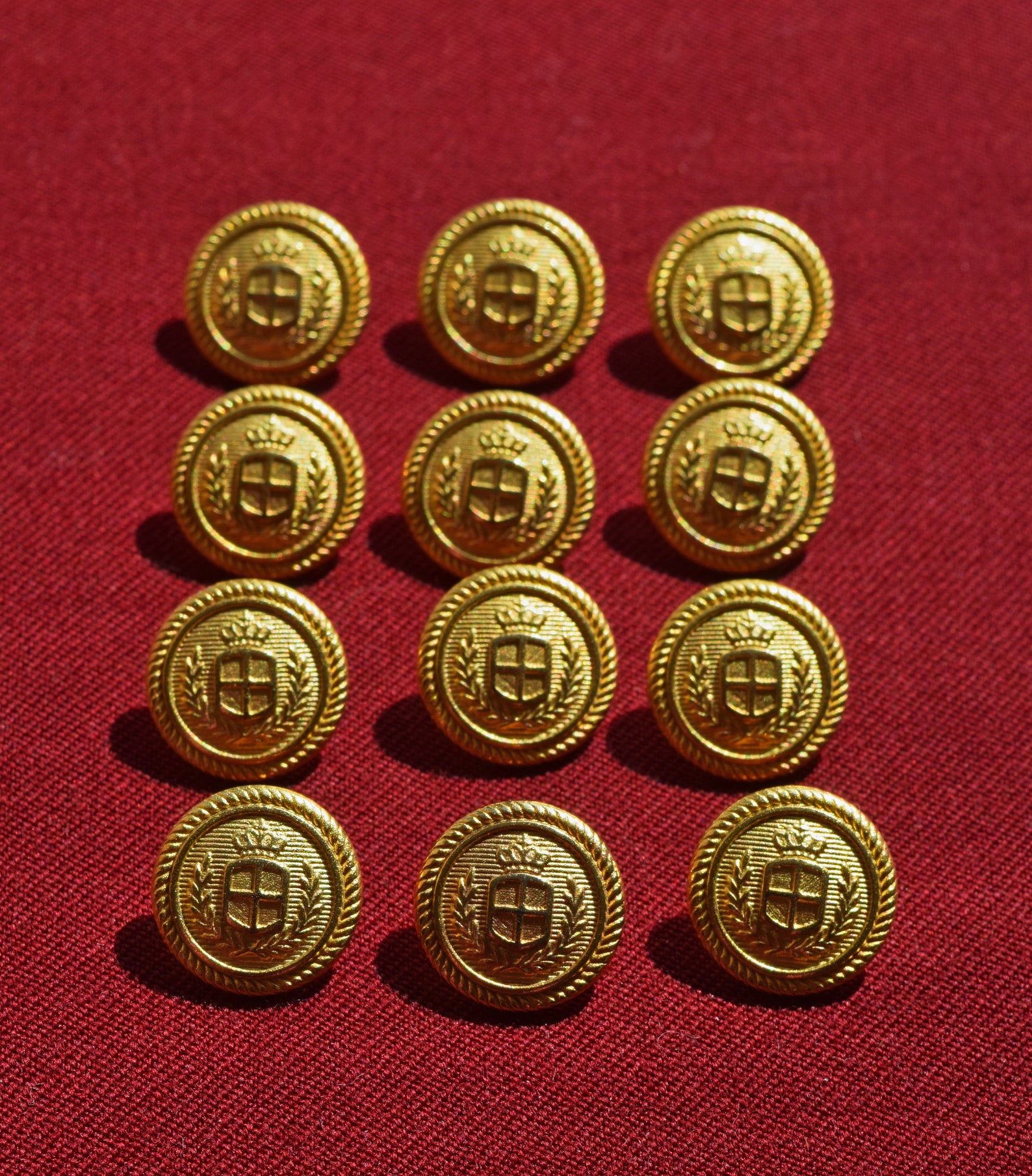 Vintage buttons / Gold metal buttons / Golden button / Set of Etsy