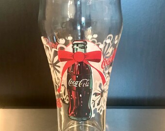 Coca-Cola Glass with Snowflakes and Bows – Iced Tea Tumbler