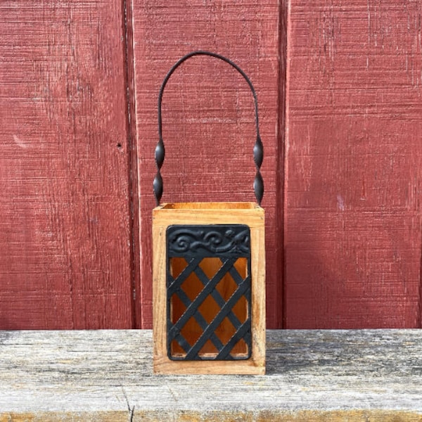 14.5" Tall Heavy Duty Twisted Metal Lattice & Wooden Box Wine Bottle Holder with Handle - Wine Caddy - Sitting Standing  Counter Tabletop