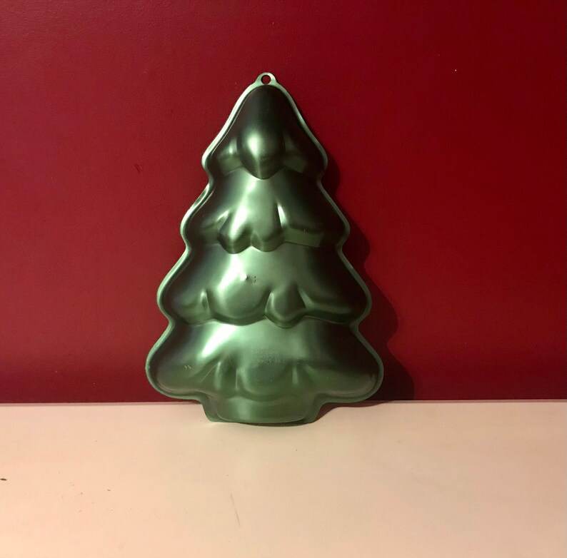 Green Christmas Tree Cake Pan / Wilton Industries Tree Cake Etsy