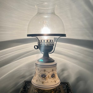 Vintage QUOIZEL 1973 Abigail Adams Collection Hurricane Milk Glass Lamp Lights 3 Way Switch Top and Bottom Lights Electric Turn Key