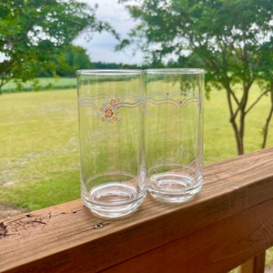 Set of  2 Corelle by Corning Glass Tumblers Water Glasses Drinkware  Corningware Pair Of Glasses