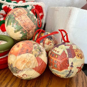 Vintage Christmas Ornament Round 8&quot; Diameter Christmas Tree Ornaments w/ Ribbon Hanging Christmas Decor Paper Mache Christmas Ornament