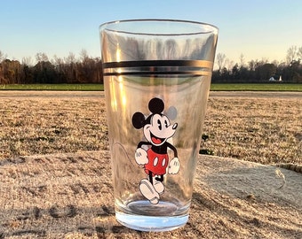 Pint Glass Featuring Mickey Mouse Glass Tumbler - Walt Disney  Micky Mouse Vintage Pint Glass