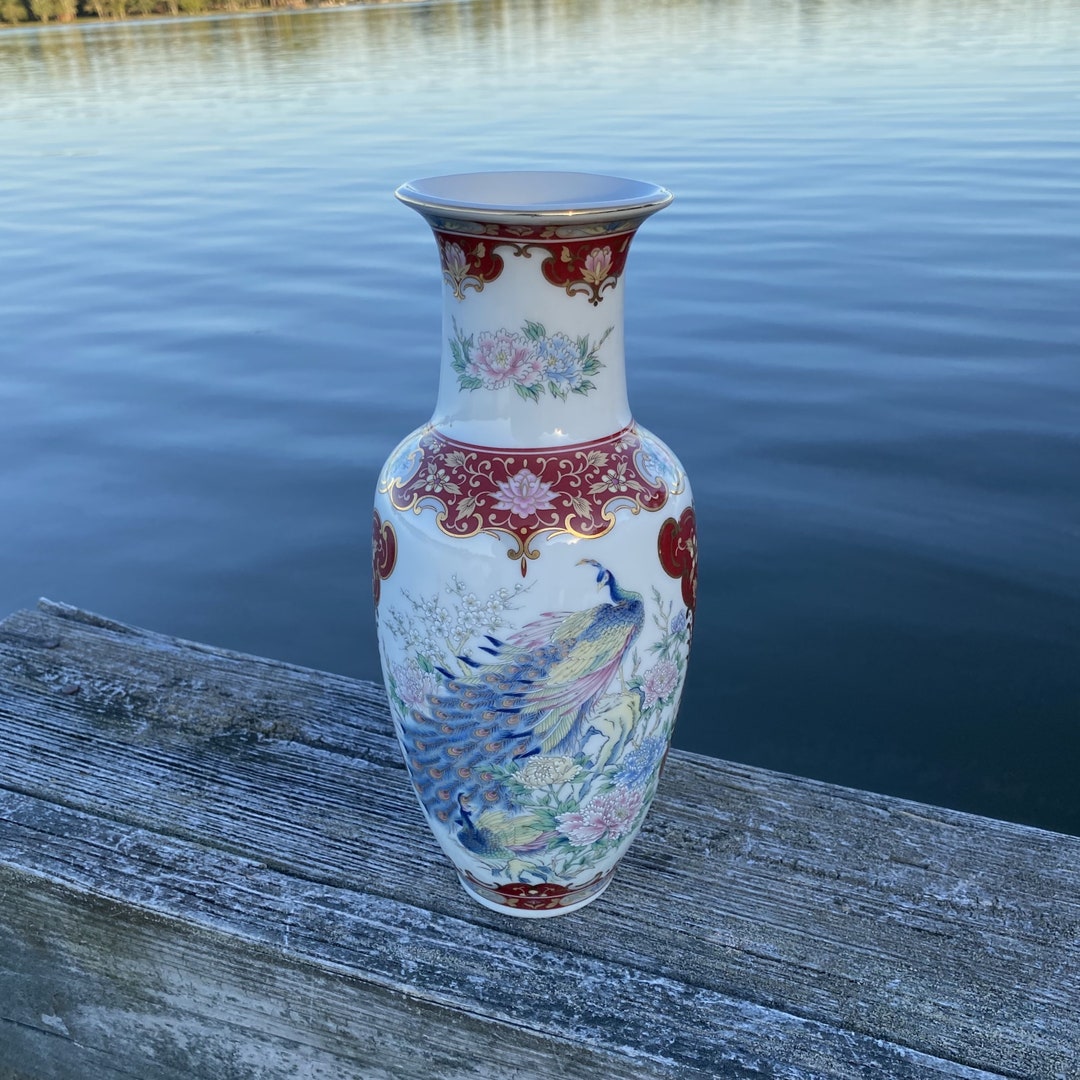 Vintage Peacock Vase Porcelain Toyo Japan 10.5