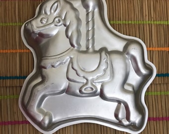 Vintage Wilton Carousel Horse Cake Mold - Pony Birthday Party Decor