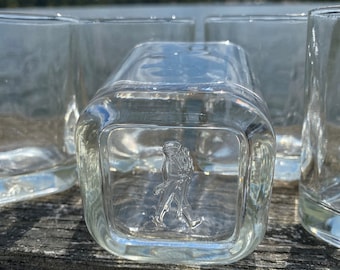 Rzadki 10 oz Johnnie Walker Walking Man Striding Man Square Rocks Glass z tłoczonym dnem - Lowball Lo-Ball Lo Ball Scotch Whiskey Bar Pub