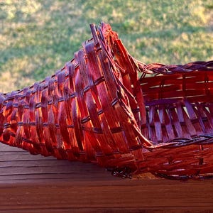 Horn of Plenty Basket / Cornucopia Basket / Hanging Basket / Footed Basket / Thanksgiving Harvest Woven Basket Fall Decor Decorating Wicker