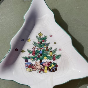 Nikko Japan Holiday Christmas Plates Set of 3 Christmas Tree Star Christmas Tree Shape Christmas Tree There Is Crazing Candy Dish Trinket