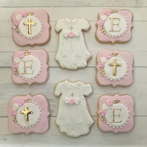 12 Christening dress and plaque cookies