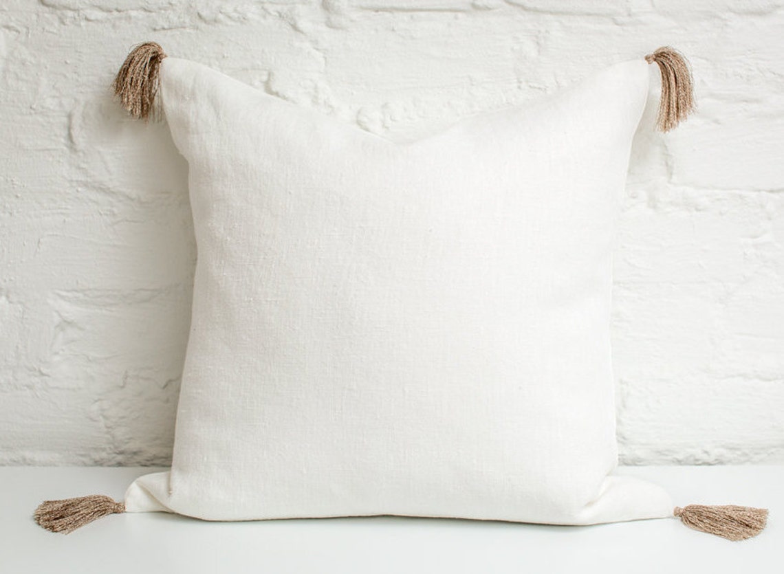 Linen Pillow Cover With Tassels / Decorative Tassel Pillow / Etsy