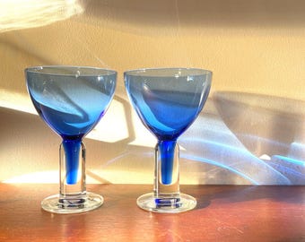 Vintage blue glass thick foot in two colors, set of two glasses / cocktail glasses / water glasses